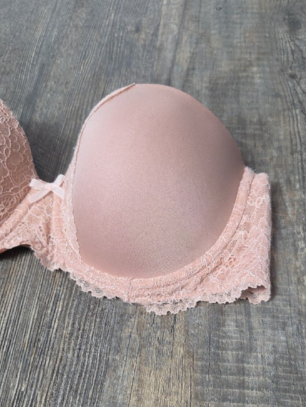 Victoria's Secret Strapless Lace Push-Up Bra - Light Pink - Picture 3 of 7